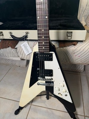 Gibson Limited Edition Michael Schenker Flying V 2026 - Black and