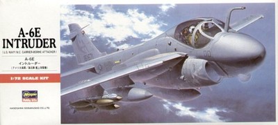 Hasegawa C8 1:72 Grumman A-6E Intruder