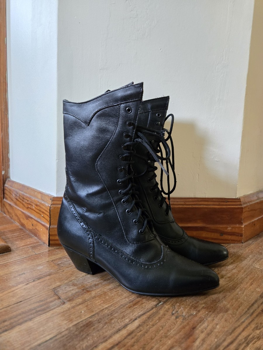 Awesome vintage lace-up Victorian-style Leather boots by Oak Tree
