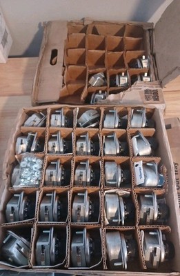 DEFECTIVE  Damagednon workingFor Parts Master Lock 1630 LIST  Locker Com G3D