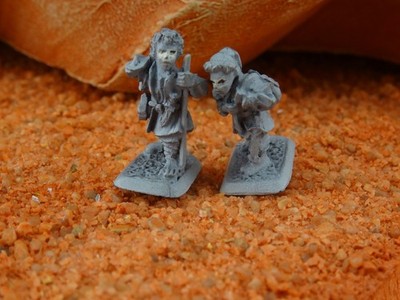 Mithril Miniatures M57 - Hobbit Travellers - Herr der Ring S5-F4-75