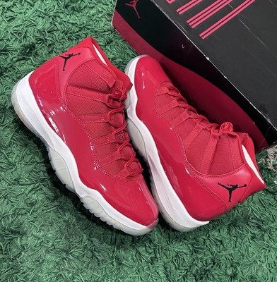 Jordan 11 Retro Win Like 96 Size 11.5 Deadstock/Brand New! SHIPS WITHIN 24 HOURS