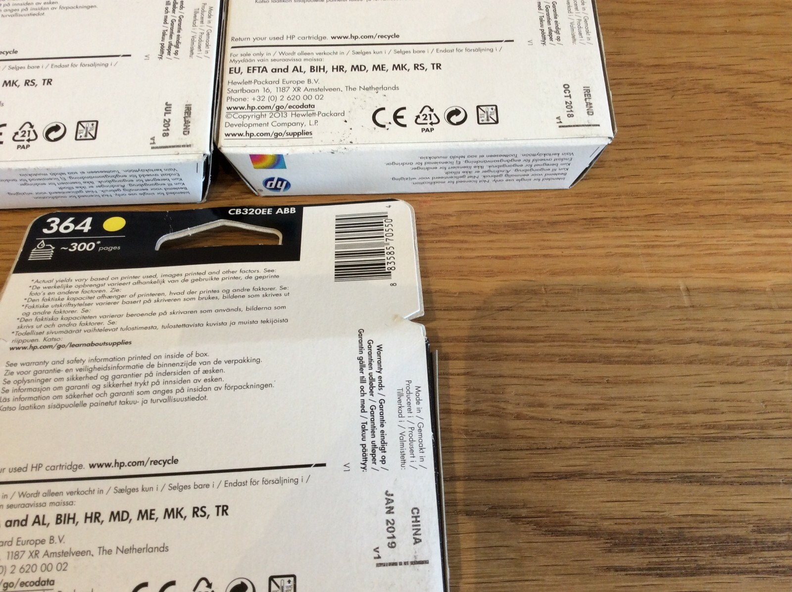 Genuine Original Hp 364 Magenta and 2 x Yellow Ink Cartridge. Out of