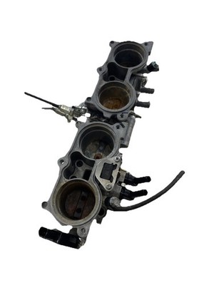 2023 Honda CBR600rr Throttle bodies, fuel injector assembly OEM (Rust)