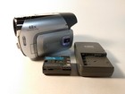 Canon Zr930 MiniDv video camera camcorder, tested & working, w/battery & charger