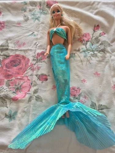 Vintage 1991 Mermaid Barbie Doll Mattel with Outfit