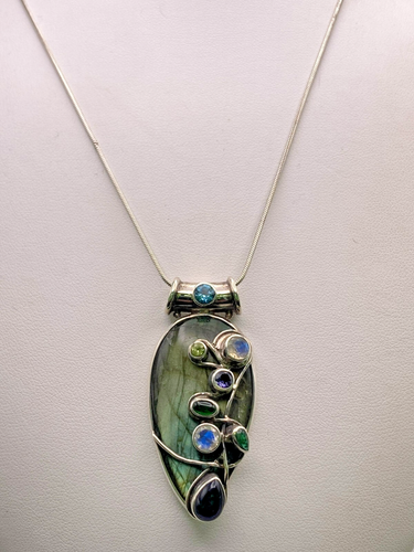 Sajen Sterling Silver Large Labradorite Pendant Necklace with Multiple Gemstones - Picture 9 of 11