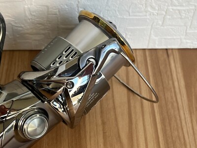 Shimano 18 Stella 4000MHG Spinning Fishing Reel 5.8 Gear Used From