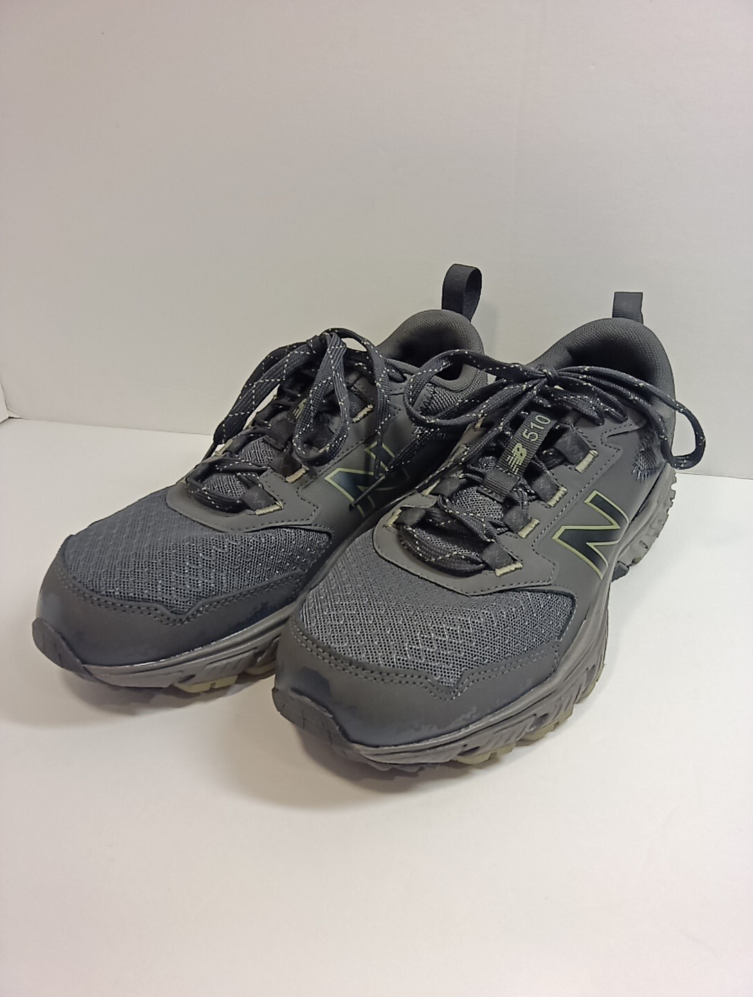 New Balance Men's 510 V5 Men's Trail Running Athletic Terrain Shoes  