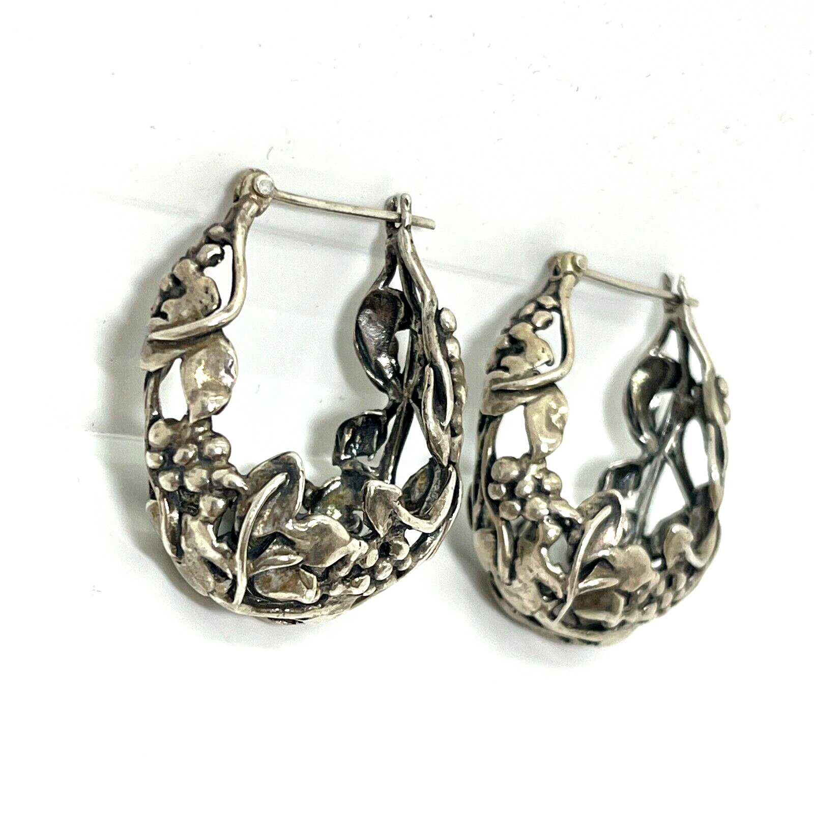 Sterling Silver .925 Grape Vine Large Hoop Earrings - Gem