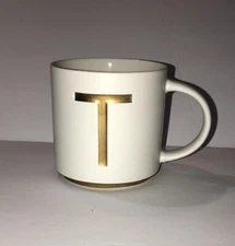 18 Fl Oz. Monogram Mug “T” By Modern Expressions White with Gold Inlay NEW