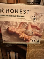 Honest Clean Conscious Size 6 Diapers Letters/Dogs Print 44ct Diapers 35 LBS