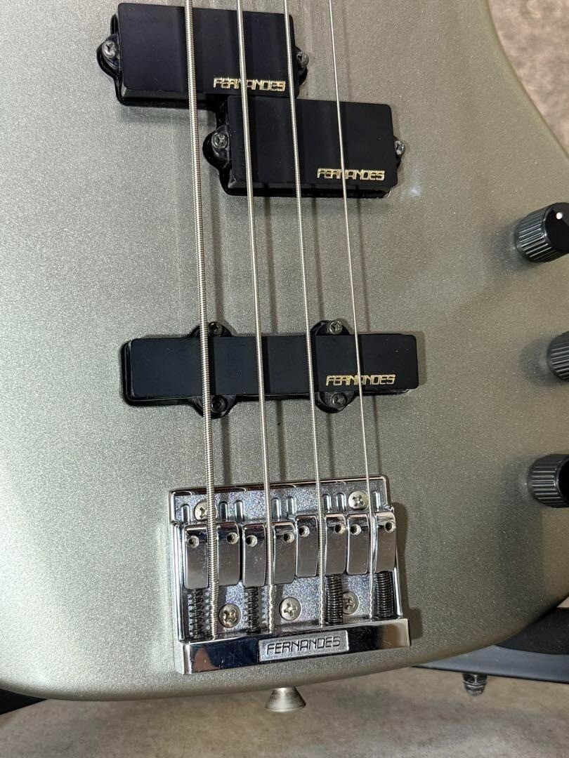 【週末限定値下げ】FERNANDES　ベース　REVOLBER Fernandes Revolver FRB-45 Silver Pewter Vintage Rare Bass
