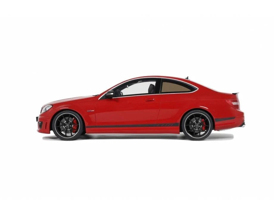 GT Spirit Mercedes-Benz C63 AMG Edition 507 Red 2014 1/18. GT920 - Imagen 3 de 4