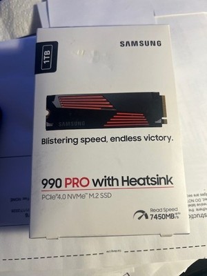 NEW Samsung 990 PRO with Heatsink 1TB M.2 2280 Internal SSD - MZ-V9P1T0CW