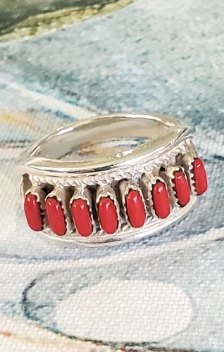 HEAVY VINTAGE NATIVE  AMERICAN STYLE CORAL 925 Sterling Silver Ring  ~ 8.5