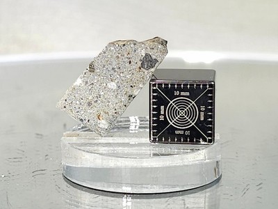 NWA 17675, Howardite, 1.43g, H.E.D. group meteorite chip, asteroid regolith