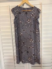 Loft Gray Floral Dress Size Large Petite