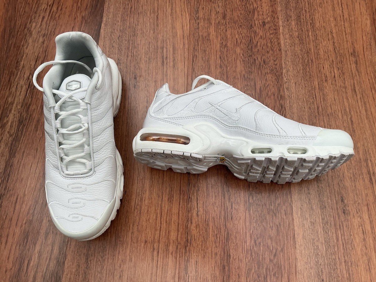 nike air max plus leather white