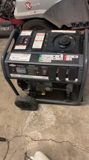 Briggs & Stratton  8500 Starting Watts  6250 Watts / Generator / Gas 