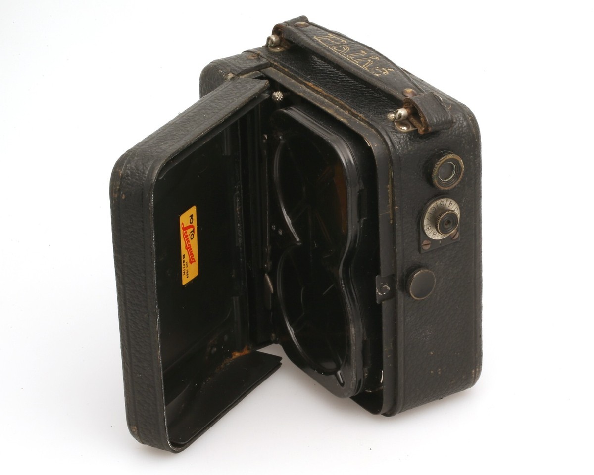 Rare Pathé Rural 17.5mm camera. #R00263. Trianar Krauss F=25mm lens