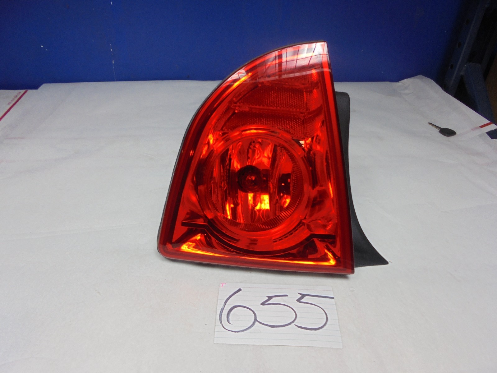08 09 10 11 12 Chevrolet Malibu DRIVER Side tail light Used rear Lamp #655