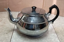 N.C.J. Sona Ware Polished Chrome Aluminium Teapot with Lid Stratford England J31