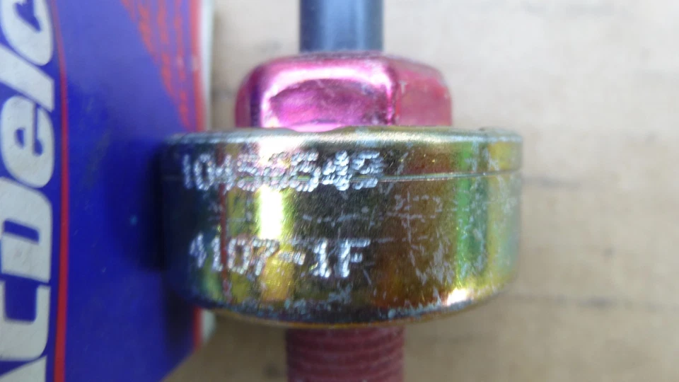 Sensor de golpe de encendido (detonación) GM 10456549 genuino Foto 3 de 3