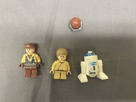 LEGO Star Wars: Naboo N-1 Starfighter with Box (7660) Missing 1 Piece And Inst.