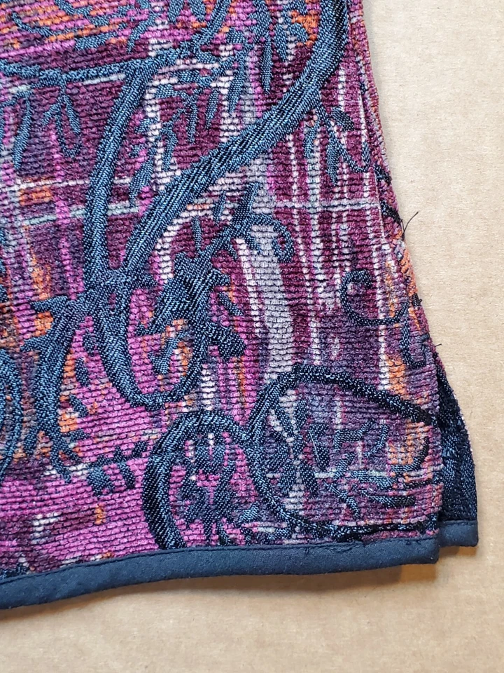 Christopher Banks Mujer Chaleco Tejido con Botones Mediano Borgoña Negro Dobladillo Dividido Foto 3 de 4