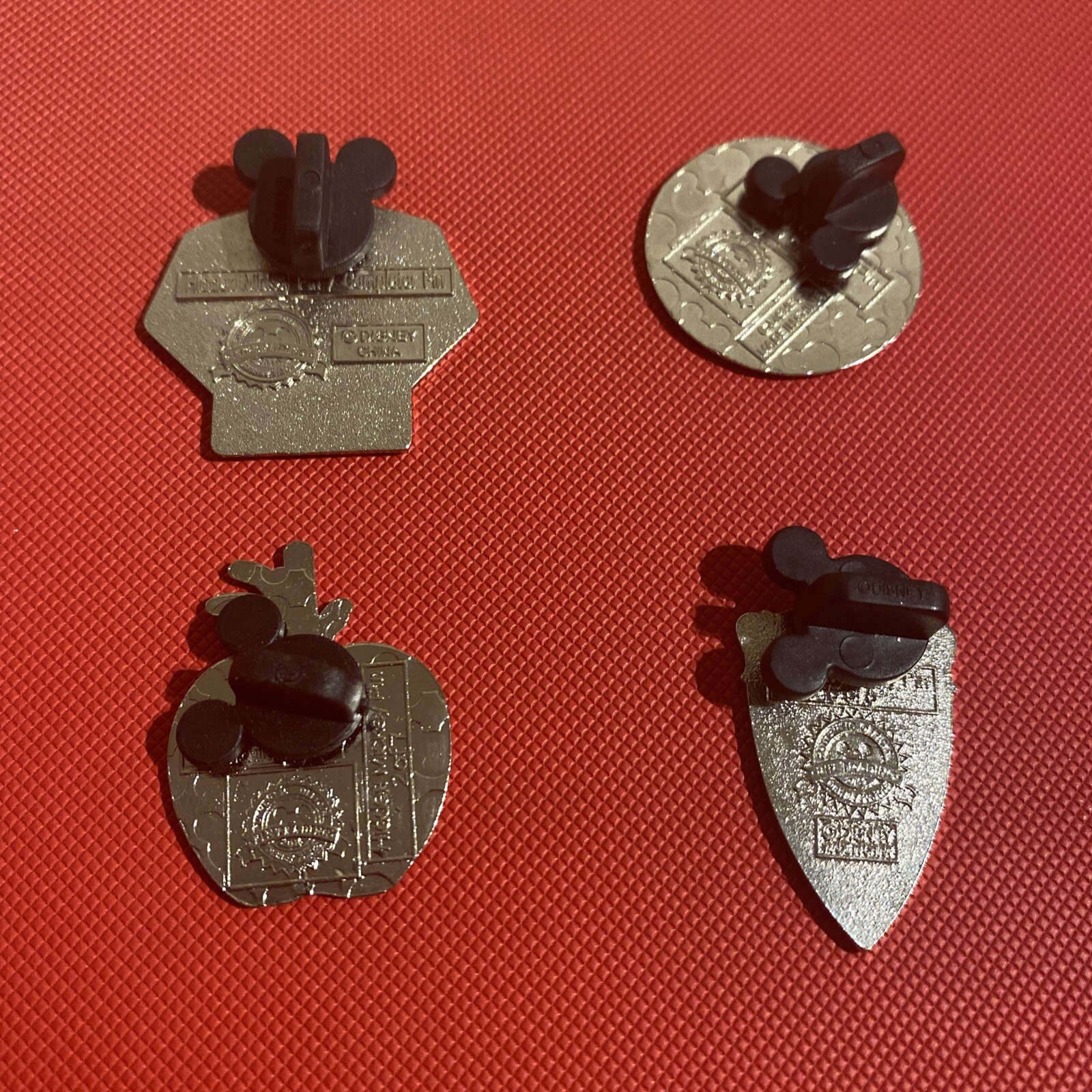 4 Disney Land Park Pin Badges EBay 4-disney-land-park-pin-badges-ebay