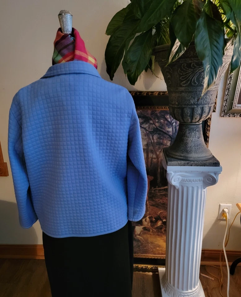 Jennifer Moore Quilted Jacket Adult Size Medium Petite Blue Zip 3 Pocket Womens - Image 2 of 4