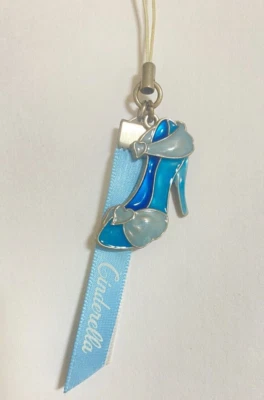 Porte-clés à breloques ruban Cendrillon The Walt Disney Company japonais du J... - Photo 1/4