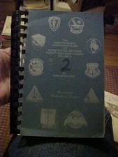 ILLUSTRATED GUIDE to  US AIR FORCE POCKET SHOULDER INSIGNIA (1986) SIGNED