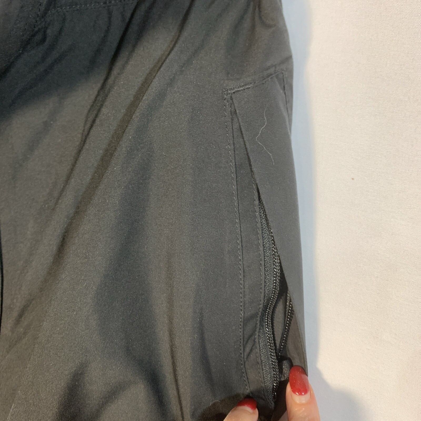 Lands End Women's Black Ski Snow Pants Zip Pockets Zip Legs Size S (6/8