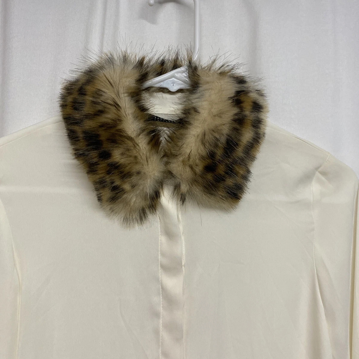 Zara Woman Cream Leopard Collar Faux Fur Blouse Shirt Size XS Excellent