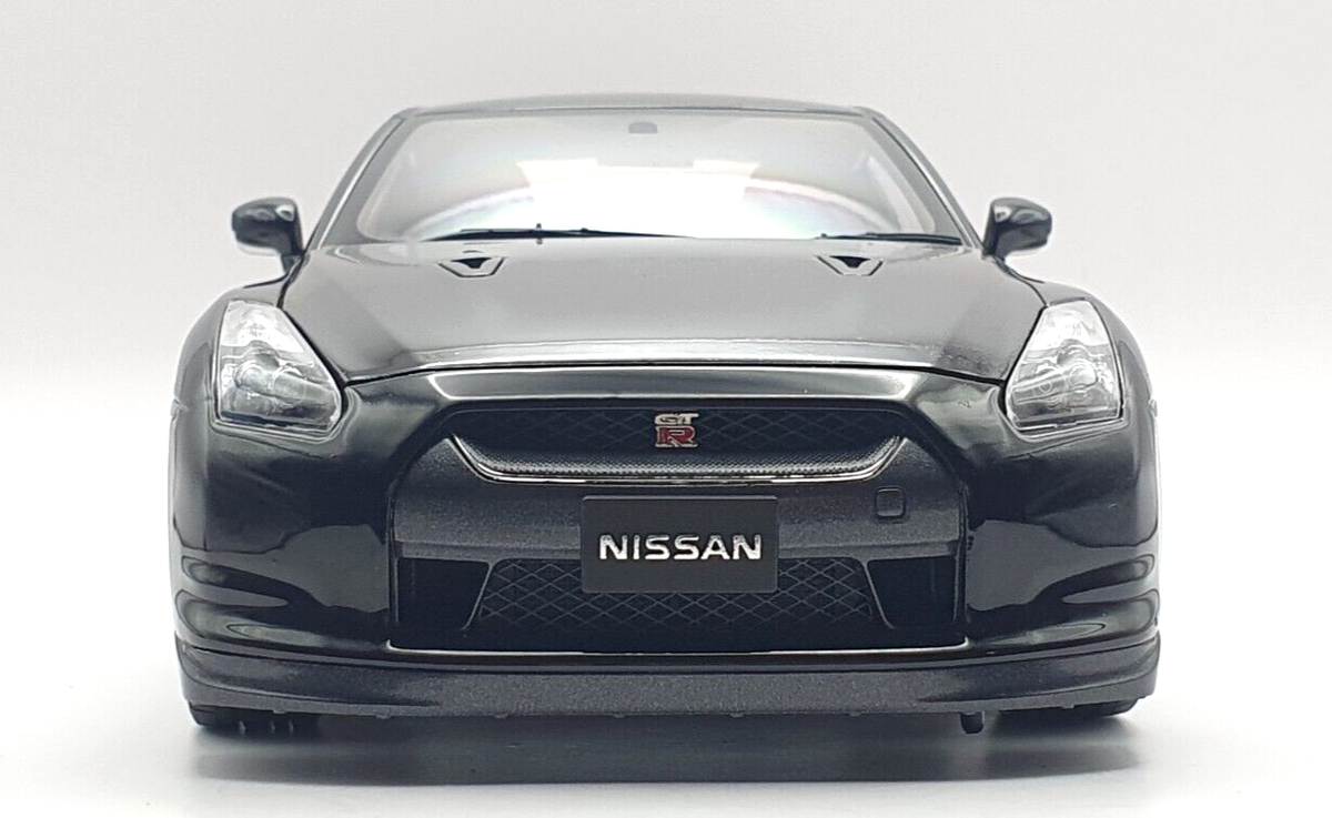 1/18 Kyosho NISSAN GT-R R35 BLACK Premium Edition Skyline diecast