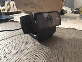 Logitech C920S HD Pro Webcam Full HD 1080p/30fps Videochiamata Nero