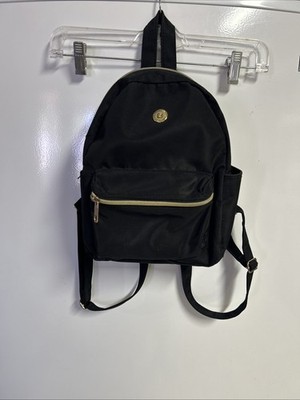 lululemon everywher belt bag lululemon Everywhere Belt Bag Review: Does The Iconic Bag Hold Up Over Time?