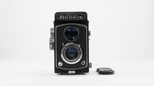 Appareil photo argentique moyen format Yashica Rookie avec objectif 80 mm...