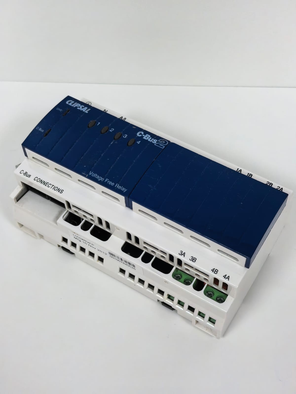 clipsal L5504RVF CLIPSAL L5504RVF 4 CHANNEL VOLTAGE FREE RELAY 220-240V( MFG: 2012) 4