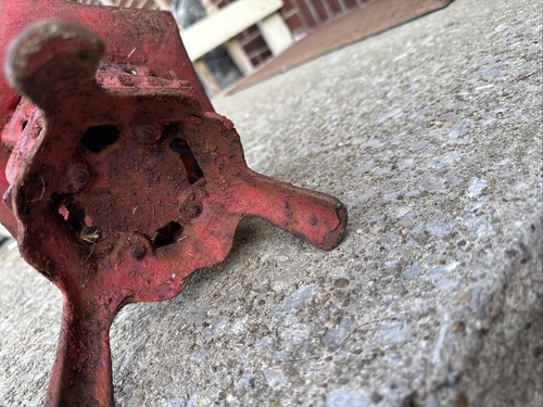 Antique Cast Iron Pagoda Lantern - Picture 8 of 11