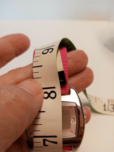 Kenneth Cole Reaction Women's Watch Silver Tone / Pink Leather Band Second 7-8" - Picture 8 of 12