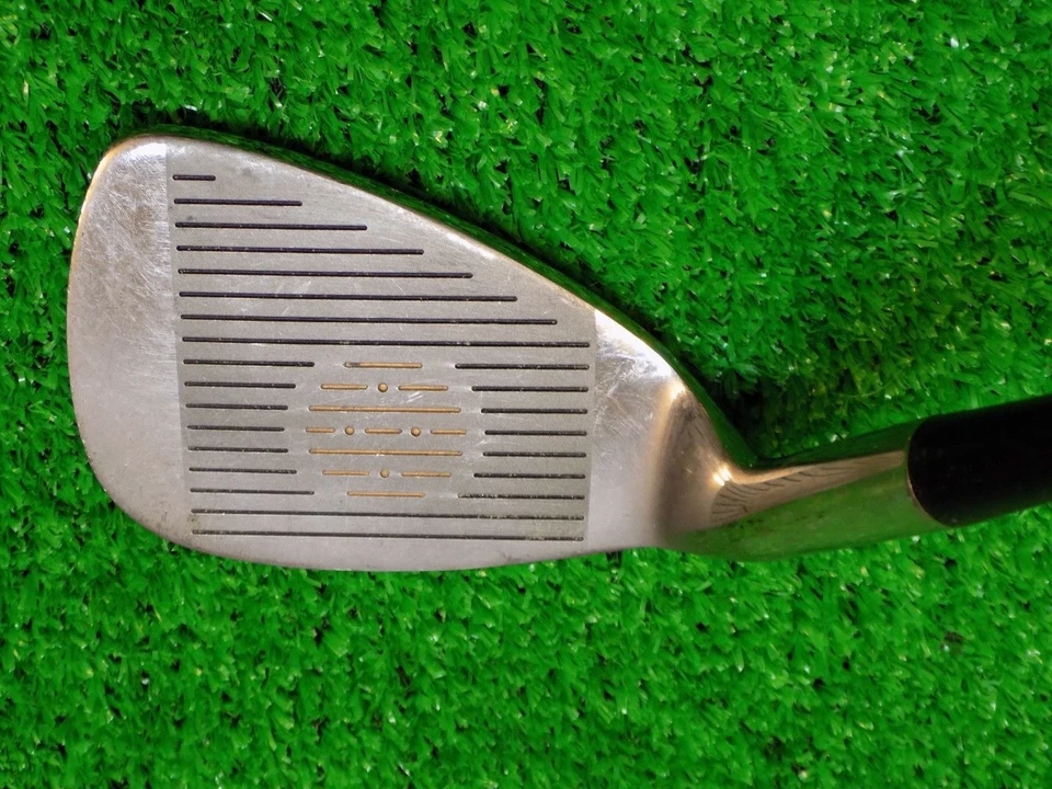 Club de Golf Damas Derecha MacGregor Finesse Gran Tamaño Arena Cuña Grafito SW Foto 3 de 4