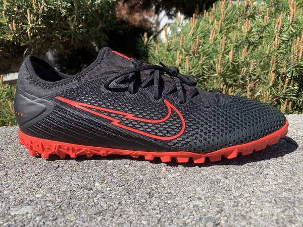 nike mercurial vapor size 10.5