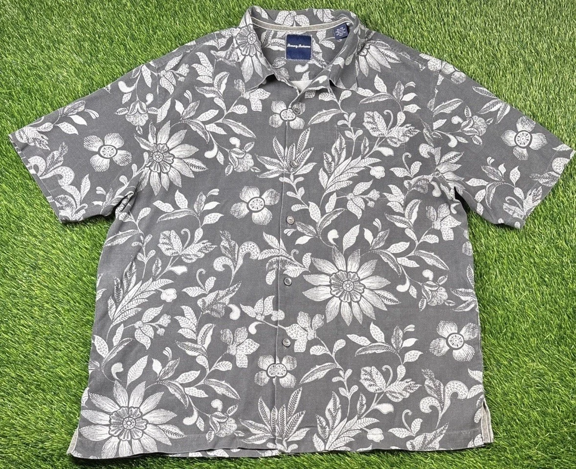 Tommy Bahama 100% Silk Hawaiian Camp Shirt AOP Gray Floral Mens Size XL