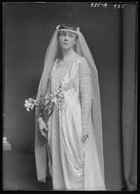 Photo:Mrs E A Potter Portrait Bride Veil Flowers 1915