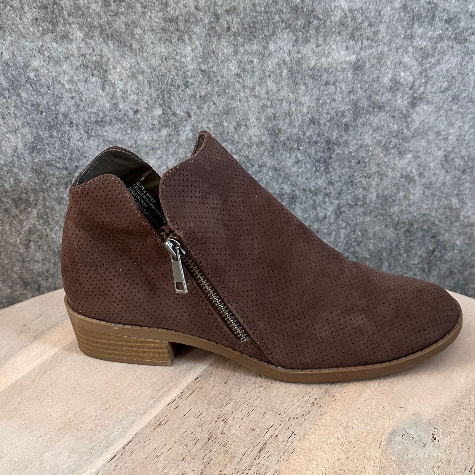 Universal Thread Microsuede Dylan Laser Cut Ankle… - image 7