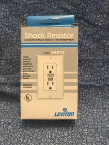 Leviton Shock Resistor Ground Fault Circuit Interrupter 802-6599-W