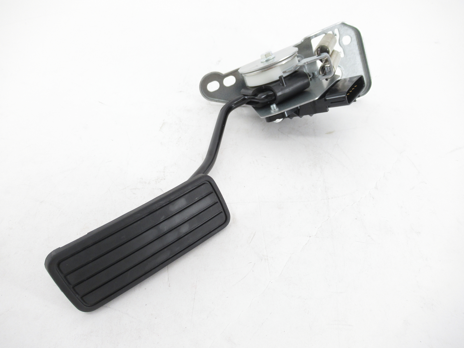 Accelerator Pedal Position Sensor For 2005-2007 Subaru Outback & Legacy - Part# 36010AG021